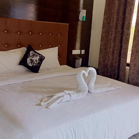 Hotel 7 Heights Массури Экстерьер фото