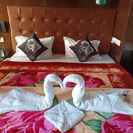 Hotel 7 Heights Массури Экстерьер фото